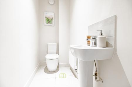 2 bedroom End of terrace house for sale in Baatsfjord Close, New Waltham, DN36