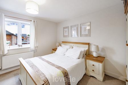 2 bedroom End of terrace house for sale in Baatsfjord Close, New Waltham, DN36