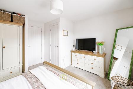 2 bedroom End of terrace house for sale in Baatsfjord Close, New Waltham, DN36