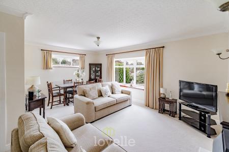3 bedroom Detached bungalow for sale in Lindisfarne Avenue, New Waltham, DN36