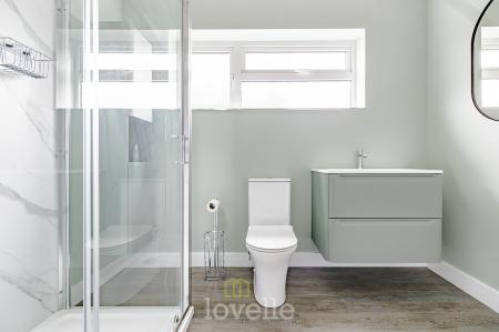 3 bedroom Detached bungalow for sale in Lindisfarne Avenue, New Waltham, DN36