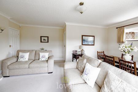 3 bedroom Detached bungalow for sale in Lindisfarne Avenue, New Waltham, DN36