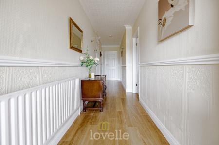 3 bedroom Detached bungalow for sale in Lindisfarne Avenue, New Waltham, DN36