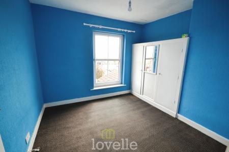 2 bedroom Maisonette for sale in Sea View Street, Cleethorpes, DN35