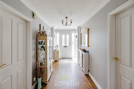 3 bedroom Bungalow for sale in Queen Elizabeth Road, Humberston, DN36