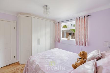 3 bedroom Bungalow for sale in Queen Elizabeth Road, Humberston, DN36