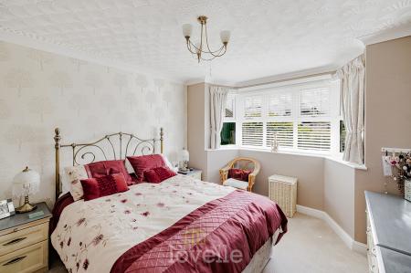 3 bedroom Bungalow for sale in Queen Elizabeth Road, Humberston, DN36