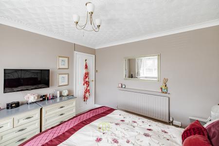 3 bedroom Bungalow for sale in Queen Elizabeth Road, Humberston, DN36