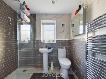 2 bedroom Semi-detached bungalow for sale in Hawthorne Road, Humberston, DN36