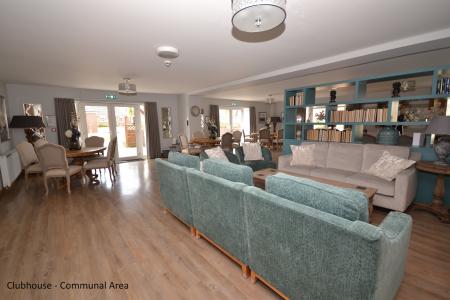 2 bedroom Semi-detached bungalow for sale in Hawthorne Road, Humberston, DN36