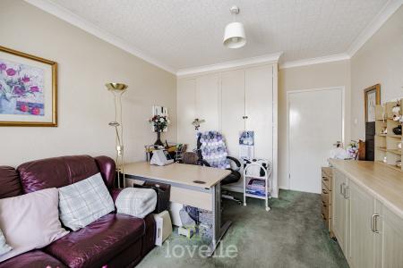 2 bedroom Bungalow for sale in Trinity Road, Cleethorpes, DN35