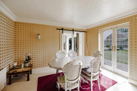 4 bedroom Detached house for sale in Brooklyn Drive, Humberston, DN36