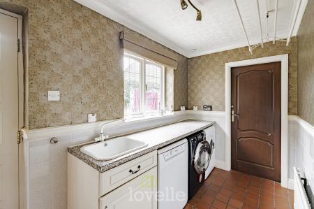 4 bedroom Detached house for sale in Brooklyn Drive, Humberston, DN36