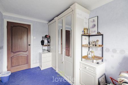 4 bedroom Detached house for sale in Brooklyn Drive, Humberston, DN36