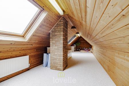 4 bedroom Detached house for sale in Brooklyn Drive, Humberston, DN36