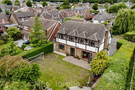 4 bedroom Detached house for sale in Brooklyn Drive, Humberston, DN36