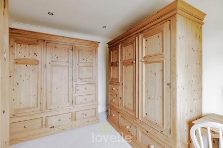 4 bedroom Detached house for sale in Arden Village, Cleethorpes, DN35