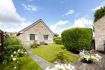3 bedroom Bungalow for sale in North Sea Lane, Humberston, DN36