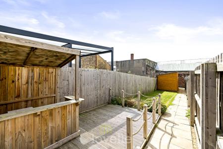 3 bedroom Town house for sale in Beach View Court ,Norfolk Lane, Cleethorpes, DN35