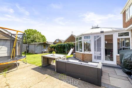 3 bedroom Detached house for sale in Woodfield Close, Humberston, DN36