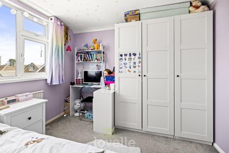 3 bedroom Detached house for sale in Woodfield Close, Humberston, DN36