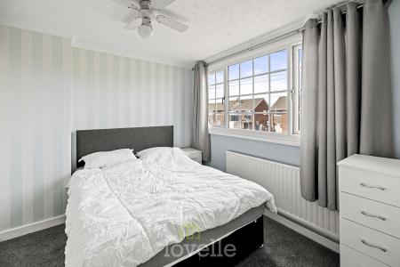 3 bedroom Semi-detached house for sale in Ashby Road, Cleethorpes, DN35