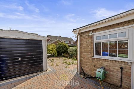 3 bedroom Semi-detached house for sale in Ashby Road, Cleethorpes, DN35