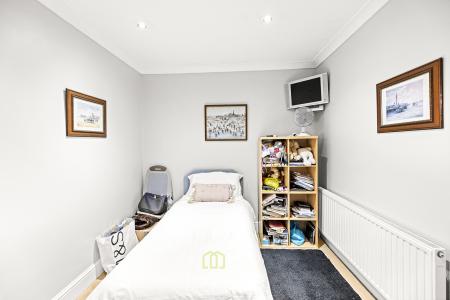 3 bedroom Bungalow for sale in Humberston Avenue, Humberston, DN36