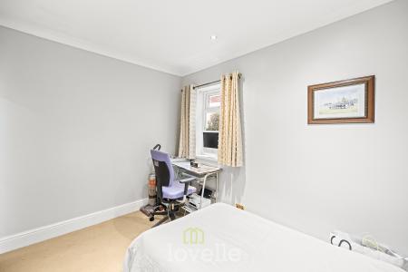 3 bedroom Bungalow for sale in Humberston Avenue, Humberston, DN36