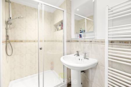 3 bedroom Bungalow for sale in Humberston Avenue, Humberston, DN36