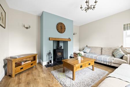 3 bedroom Cottage for sale in Tetney Lock Road, Tetney, DN36
