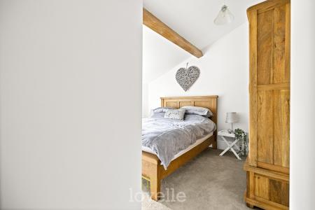 3 bedroom Cottage for sale in Tetney Lock Road, Tetney, DN36