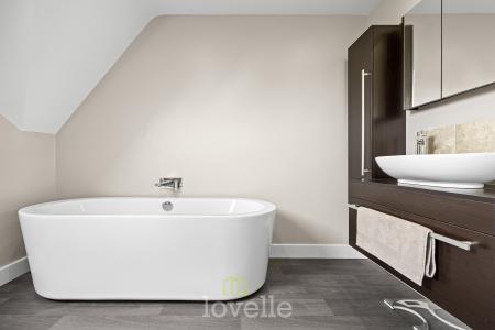 4 bedroom Bungalow for sale in Humberston Avenue, Humberston, DN36