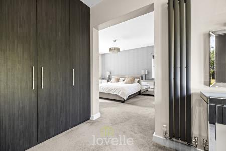 4 bedroom Bungalow for sale in Humberston Avenue, Humberston, DN36