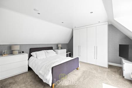 4 bedroom Bungalow for sale in Humberston Avenue, Humberston, DN36