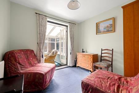 2 bedroom Semi-detached bungalow for sale in Billinghay Court, Cleethorpes, DN35