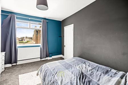 2 bedroom Terraced House for sale in Nicholson Street, Cleethorpes, DN35