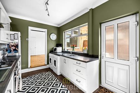 2 bedroom Terraced House for sale in Nicholson Street, Cleethorpes, DN35