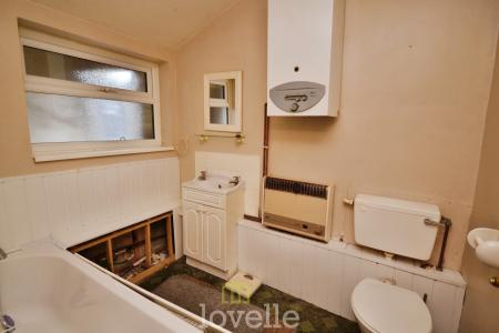 3 bedroom Terraced House for sale in Tiverton Street, Cleethorpes, DN35