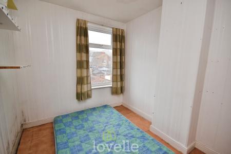 3 bedroom Terraced House for sale in Tiverton Street, Cleethorpes, DN35