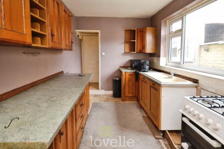 3 bedroom Terraced House for sale in Tiverton Street, Cleethorpes, DN35
