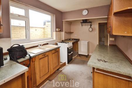 3 bedroom Terraced House for sale in Tiverton Street, Cleethorpes, DN35