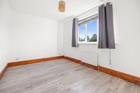 3 bedroom Terraced House for sale in Beck Walk, Cleethorpes, DN35