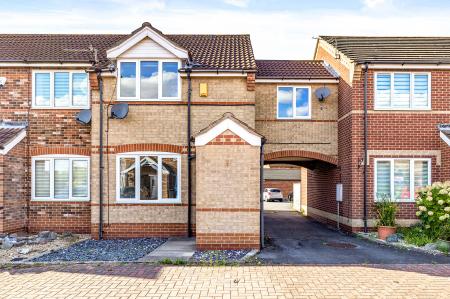 3 bedroom Terraced House for sale in Beck Walk, Cleethorpes, DN35