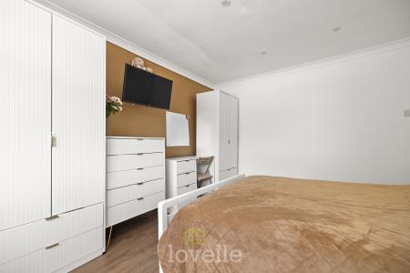 3 bedroom Bungalow for sale in Queen Elizabeth Road, Humberston, DN36