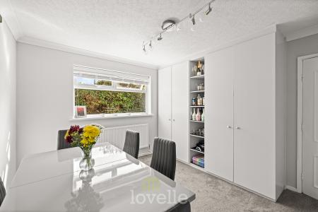 3 bedroom Bungalow for sale in Queen Elizabeth Road, Humberston, DN36