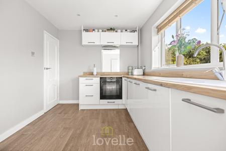 3 bedroom Bungalow for sale in Queen Elizabeth Road, Humberston, DN36