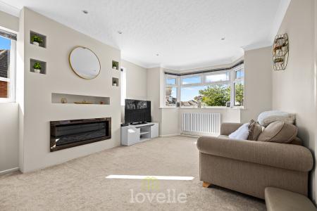 3 bedroom Bungalow for sale in Queen Elizabeth Road, Humberston, DN36