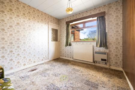 3 bedroom Semi-detached bungalow for sale in Lonsdale Close, Humberston, DN36