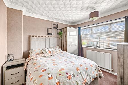 3 bedroom End of terrace house for sale in Penshurst Road, Cleethorpes, DN35